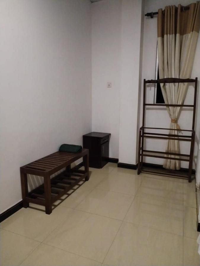 Hotel Ambula Food Court Anuradhapura Exterior foto